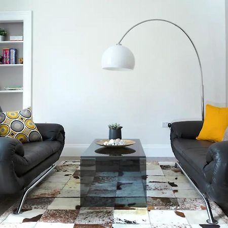 Bright 2 Bedroom Flat Next To Meadows Park 爱丁堡 外观 照片